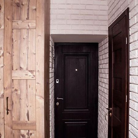 Apartment In The City Center In The House With Atlantes Odesa Exterior photo